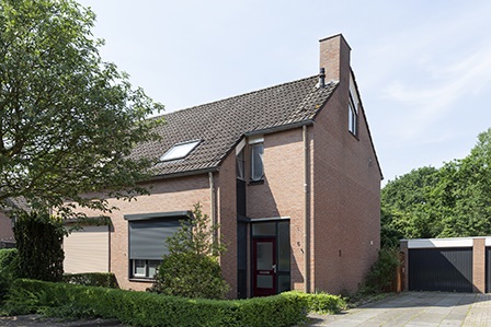 Fluwijnstraat_6,_Nieuw_Bergen.jpg Fluwijnstraat_6,_Nieuw_Bergen.jpg